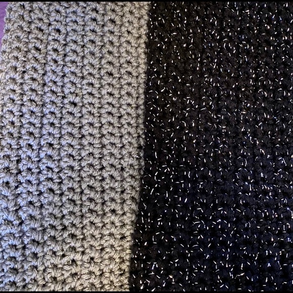 Oversized Infinity Scarf - Picture 3 of 9